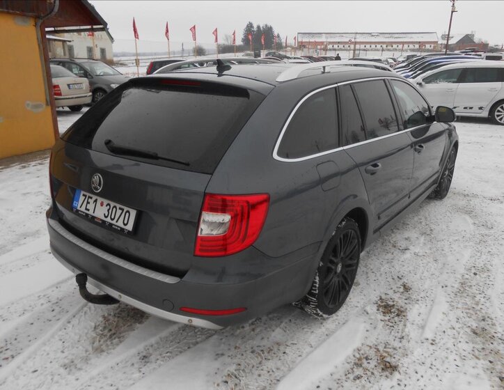 Škoda Superb Kombi 2,0 l 125 kw
