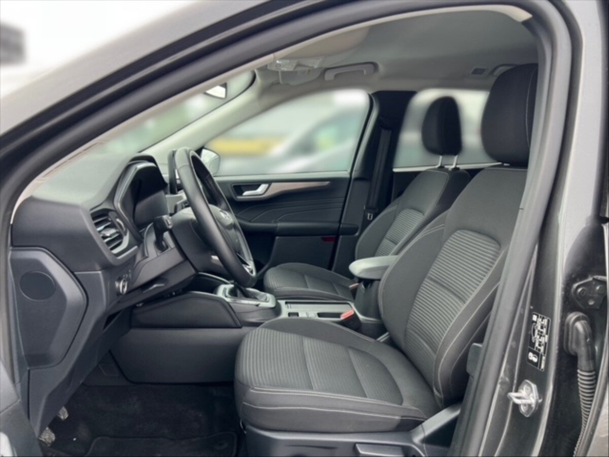 Ford Kuga SUV / Terénní 1,5 l 110 kw