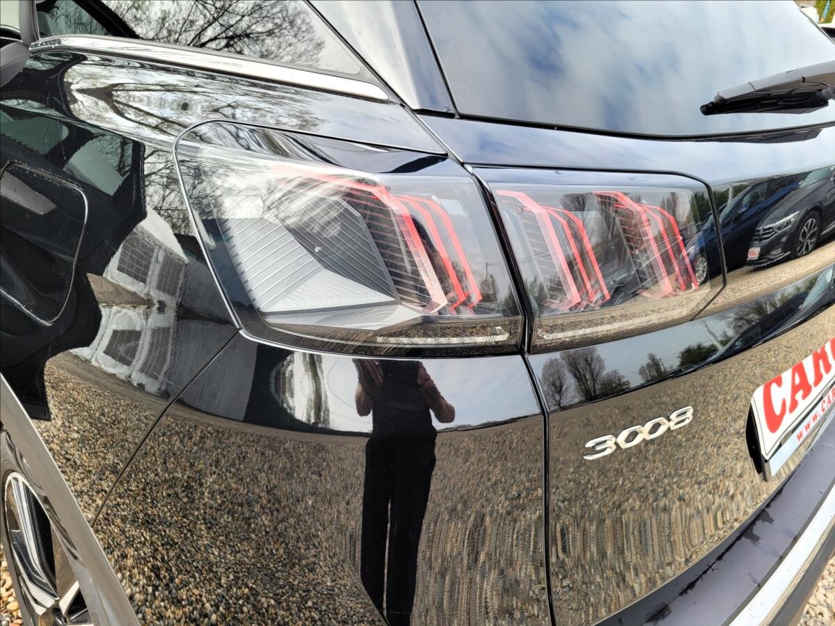 Peugeot 3008 SUV / Terénní 1,6 l 165 kw