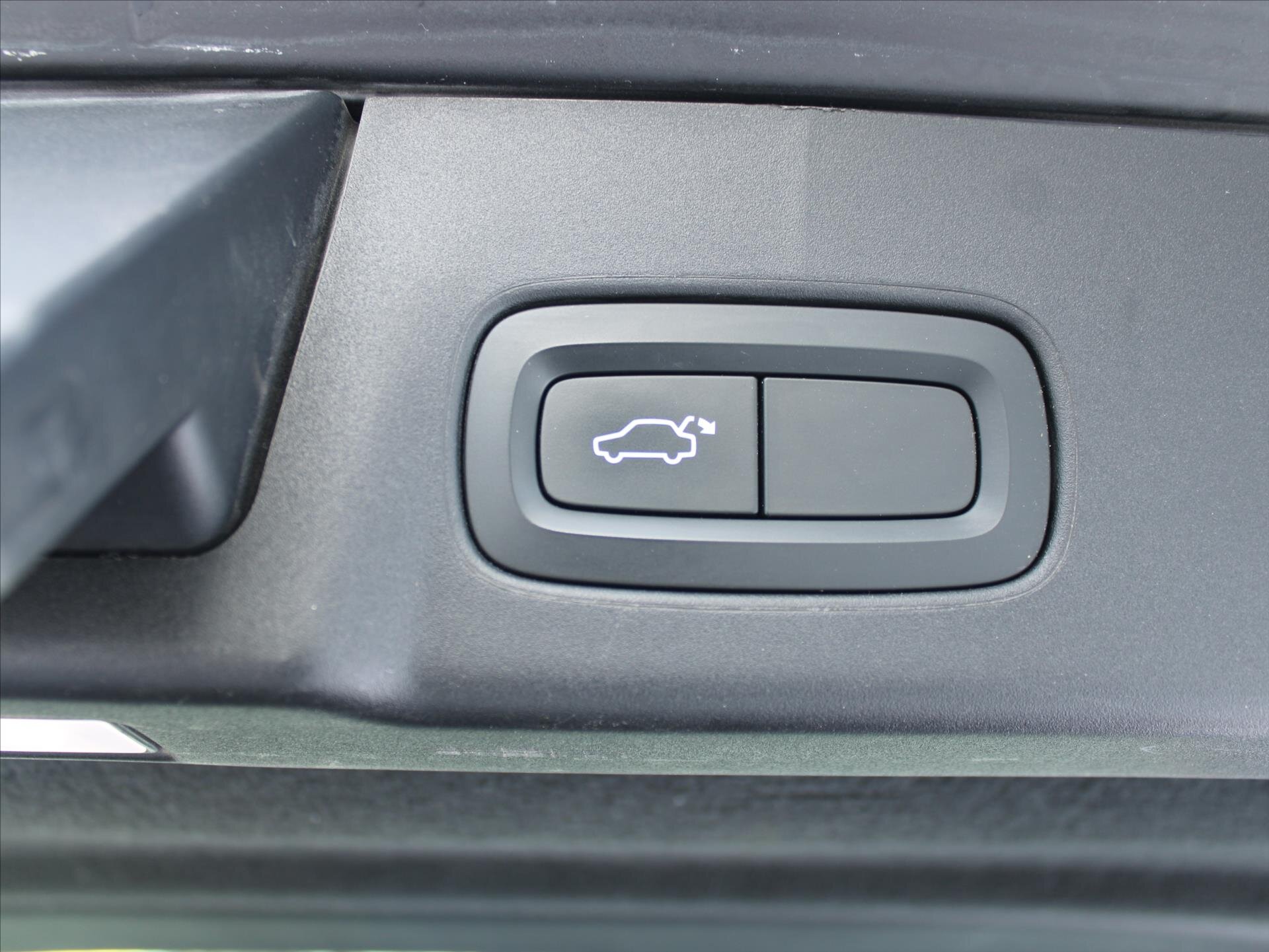 Volvo V90 Kombi 2,0 l 288 kw