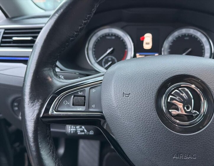 Škoda Superb Sedan 2,0 l 140 kw