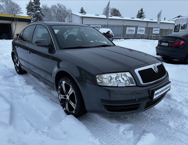 Škoda Superb Sedan 2,0 l 103 kw