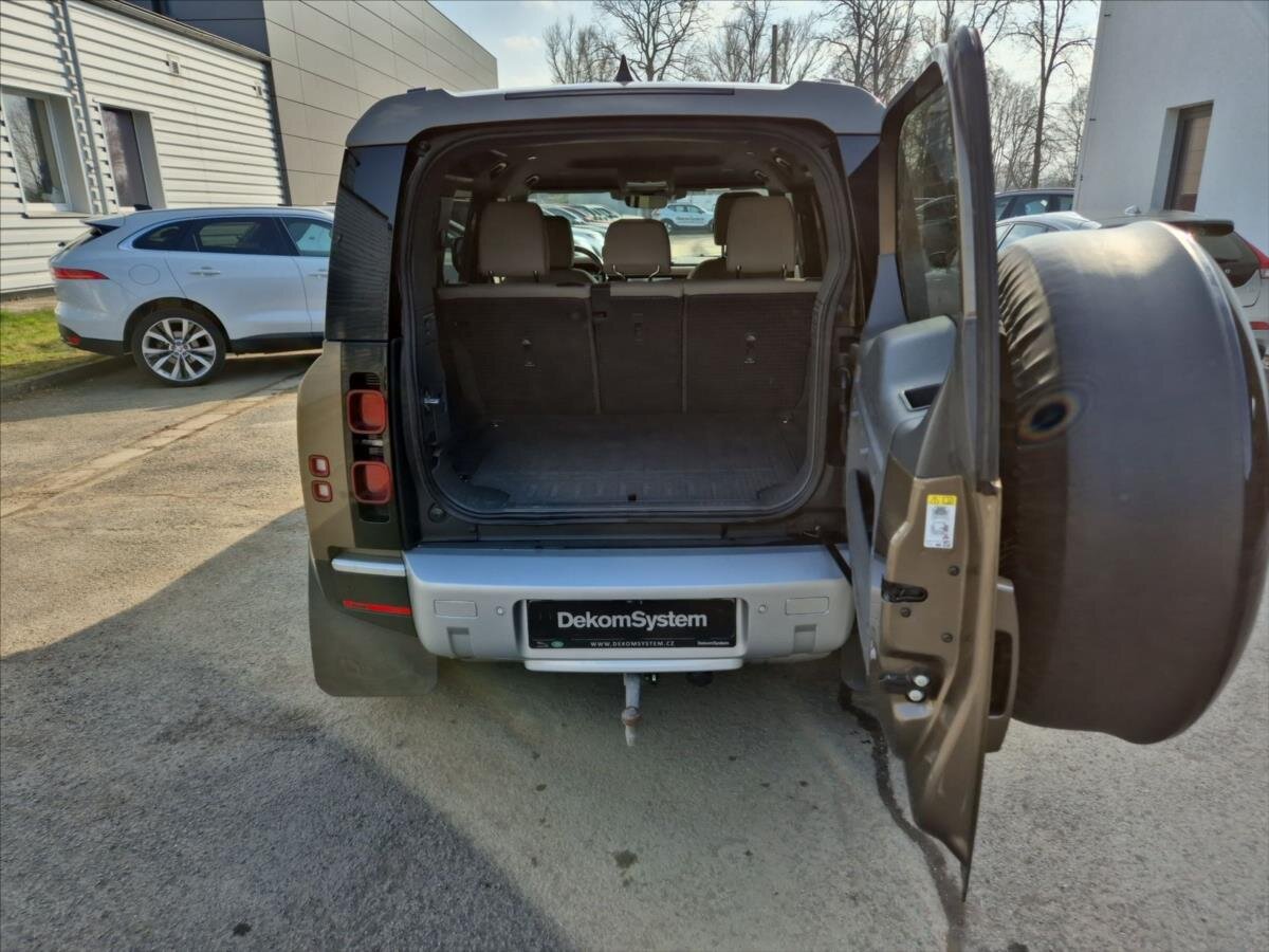 Land Rover Defender SUV / Terénní 3,0 l 147 kw