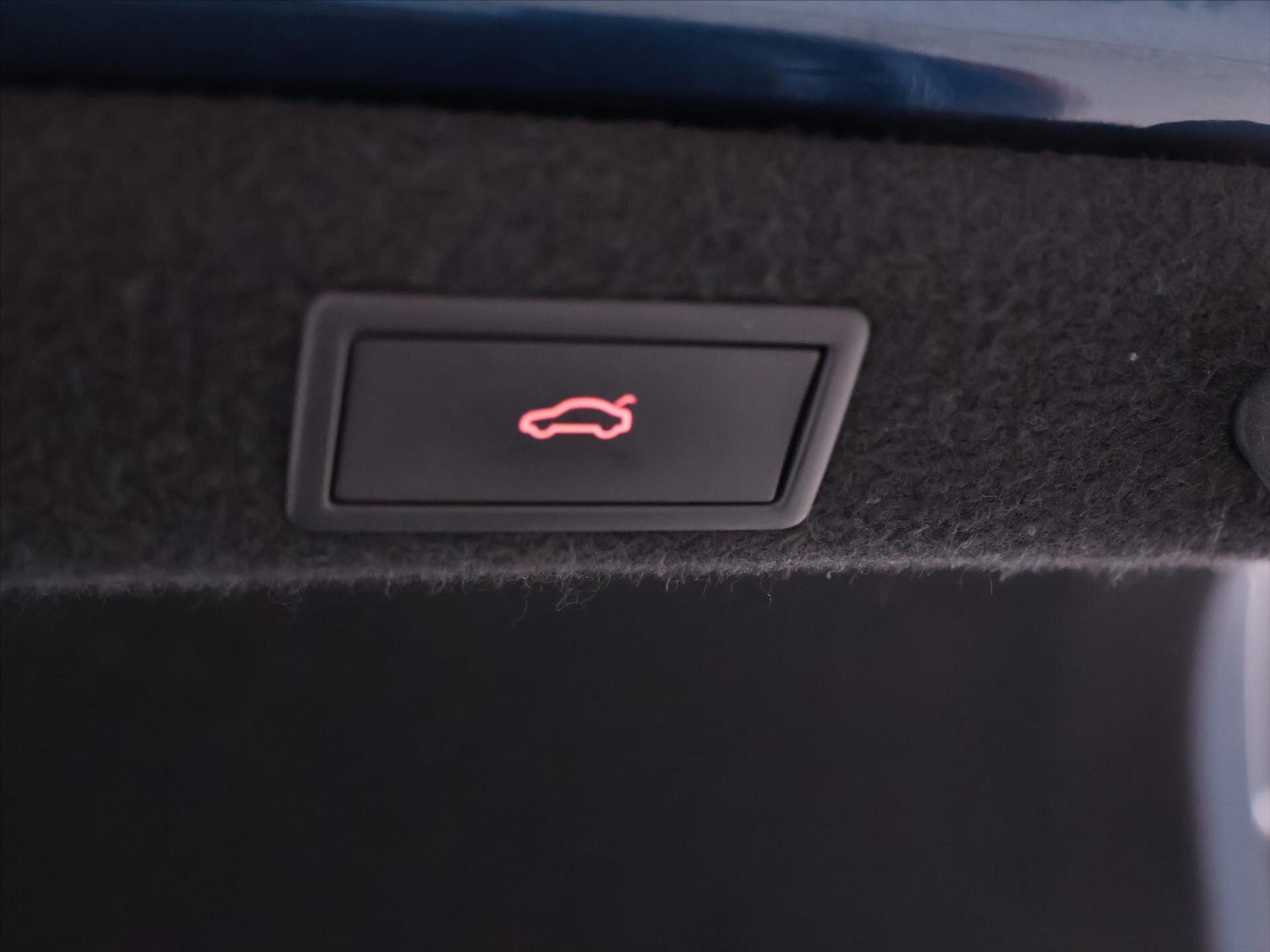 Škoda Superb Liftback 2,0 l 110 kw