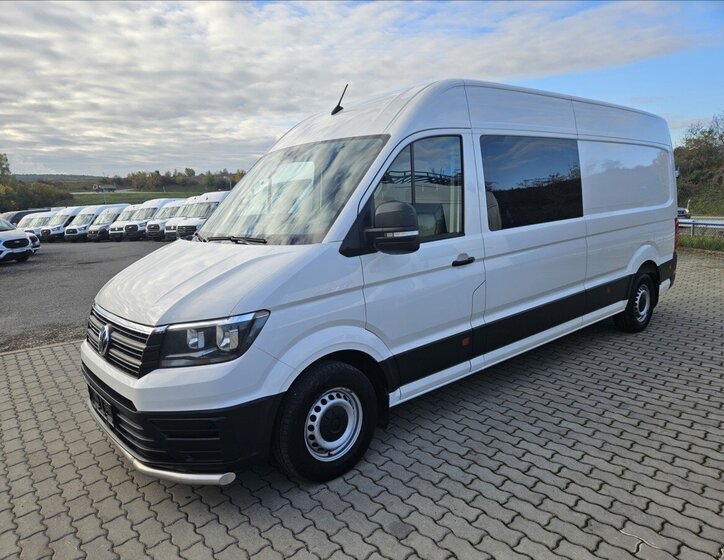 Volkswagen Crafter 1