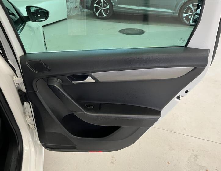 Volkswagen Passat 28