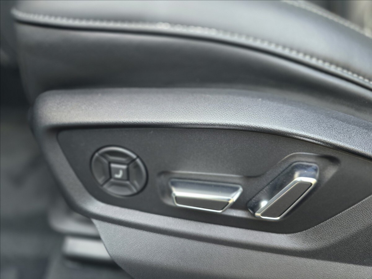 Audi Q8 Hatchback 3,0 l 210 kw