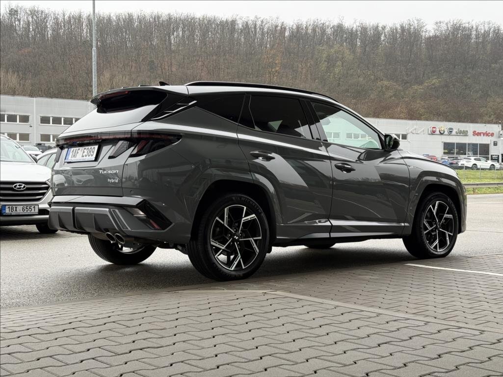 Hyundai Tucson SUV 1,6 l 158 kw