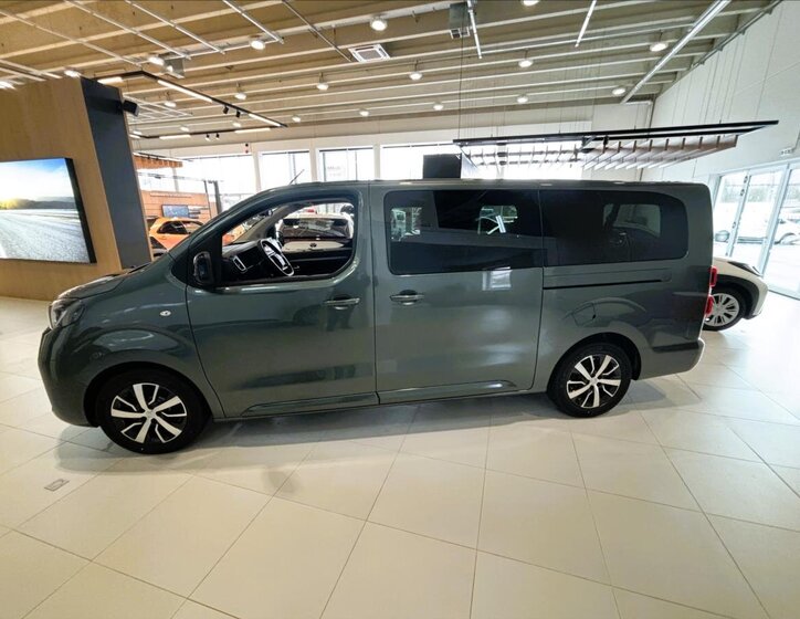 Toyota ProAce Verso VAN-Minibus 2,2 l 133 kw