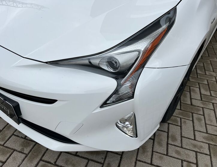 Toyota Prius 10