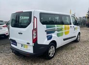 Ford Tourneo Custom 6