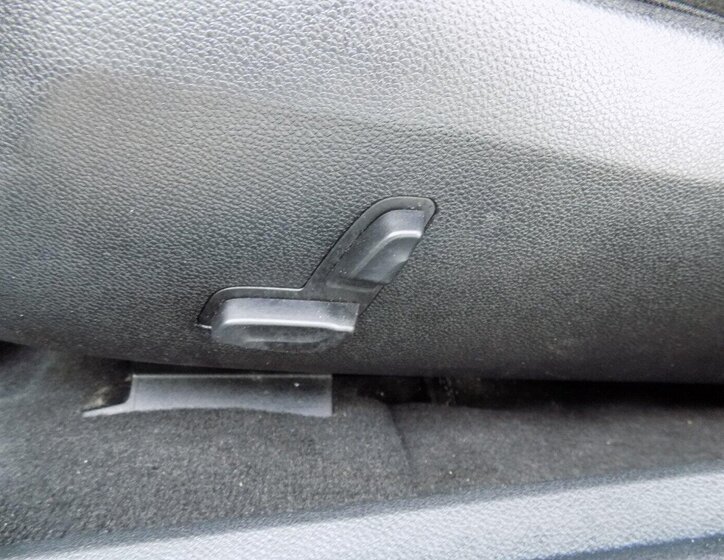 Mercedes-Benz Třídy E Sedan / Limuzína 2,1 l 125 kw