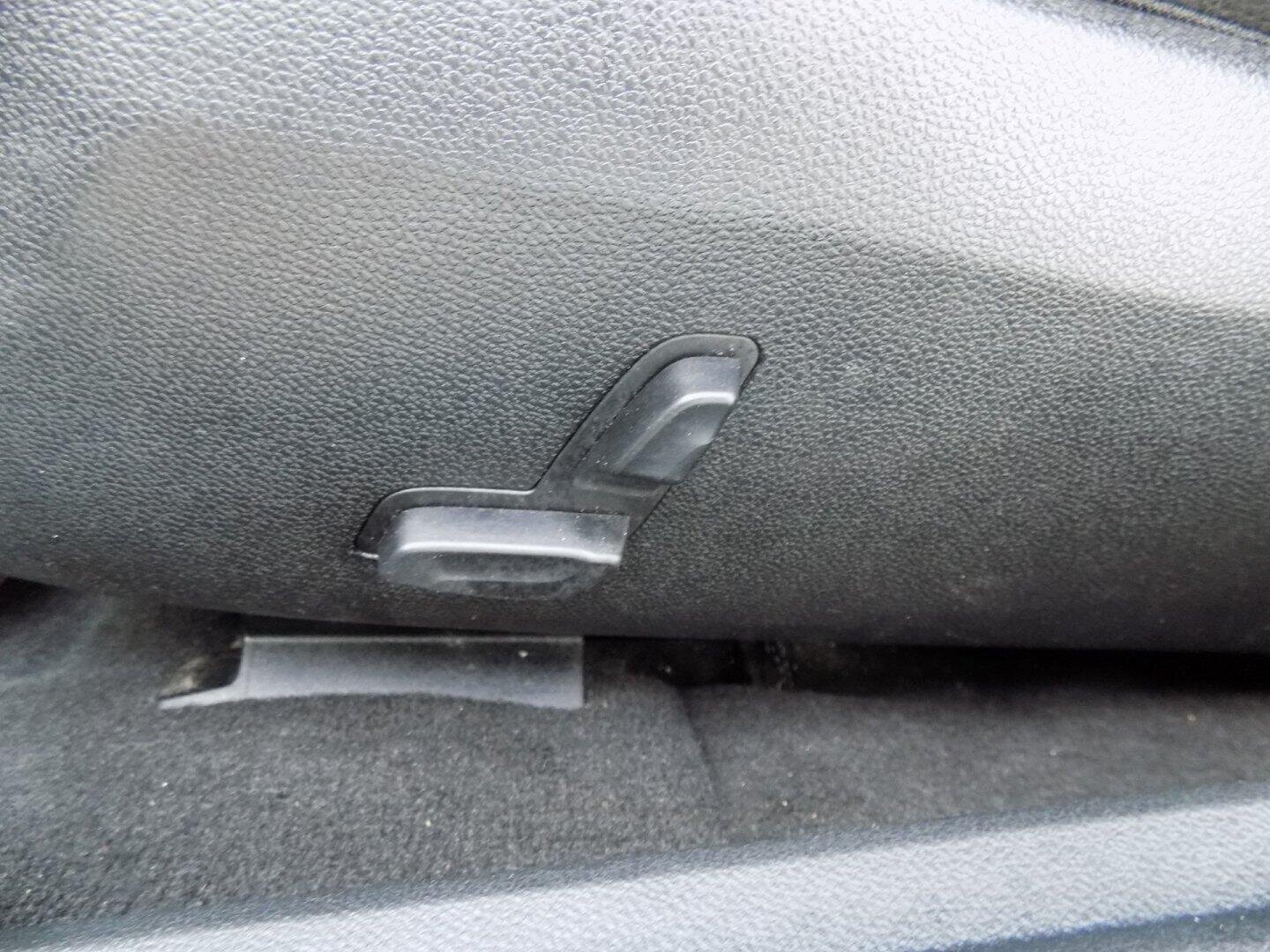 Mercedes-Benz Třídy E Sedan / Limuzína 2,1 l 125 kw