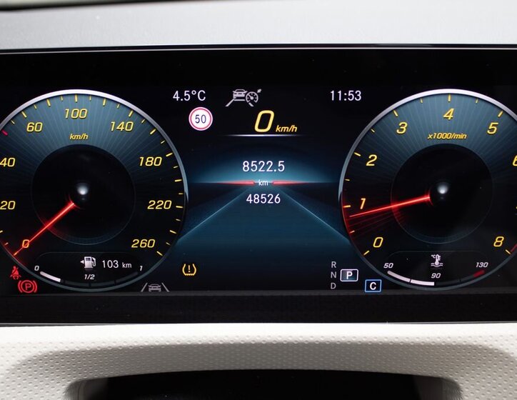 Mercedes-Benz CLA 11