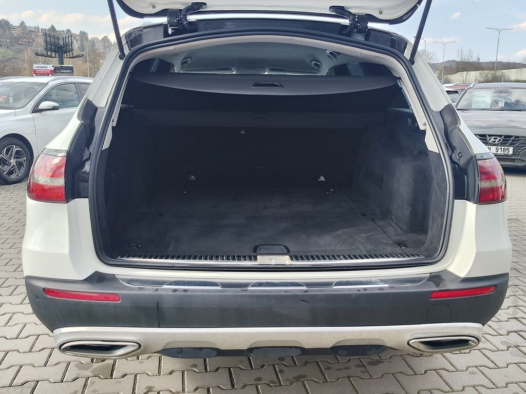 Mercedes-Benz Třídy E Kombi 2,0 l 143 kw