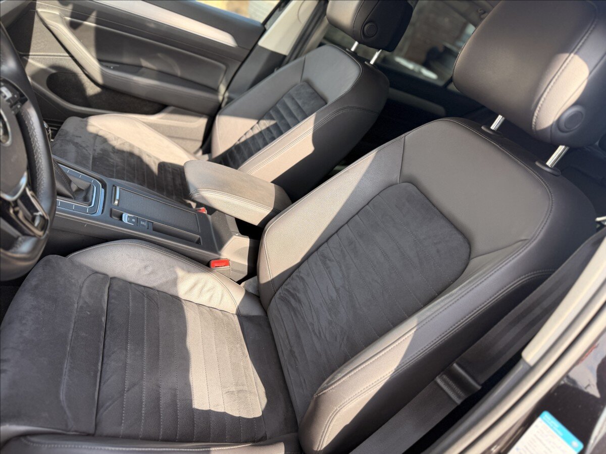 Volkswagen Passat Sedan / Limuzína 2,0 l 110 kw