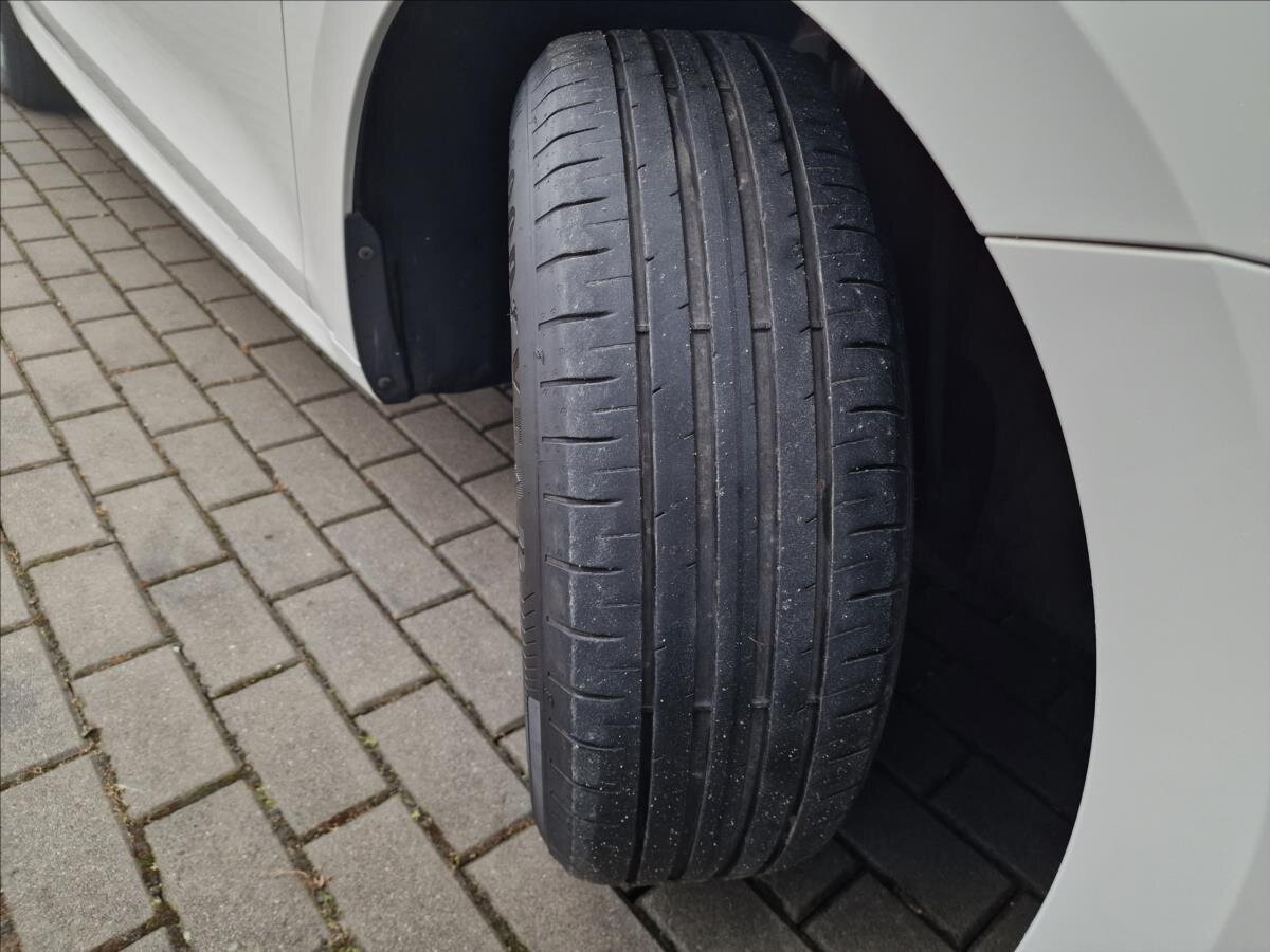 Škoda Octavia Kombi 1,5 l 110 kw