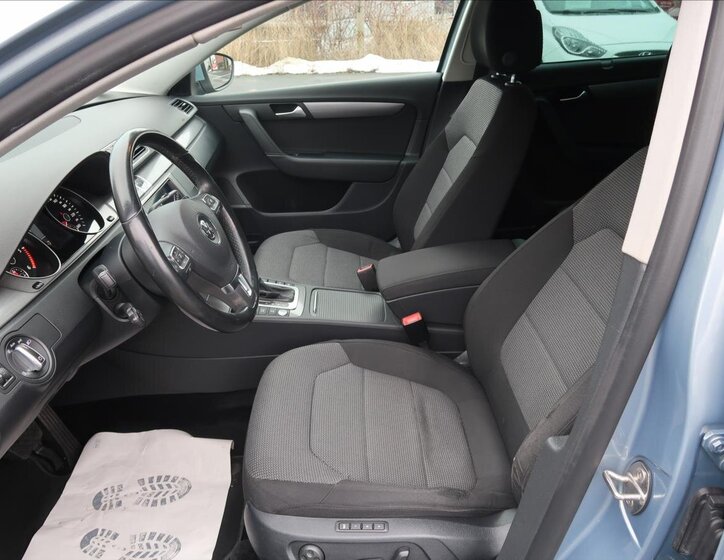 Volkswagen Passat Kombi 2,0 l 103 kw