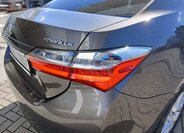 Toyota Corolla Sedan / Limuzína 1,6 l 97 kw