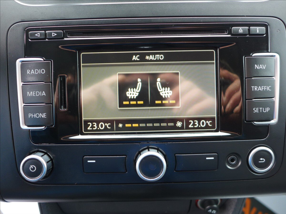 Volkswagen Touran Kombi 1,4 l 103 kw