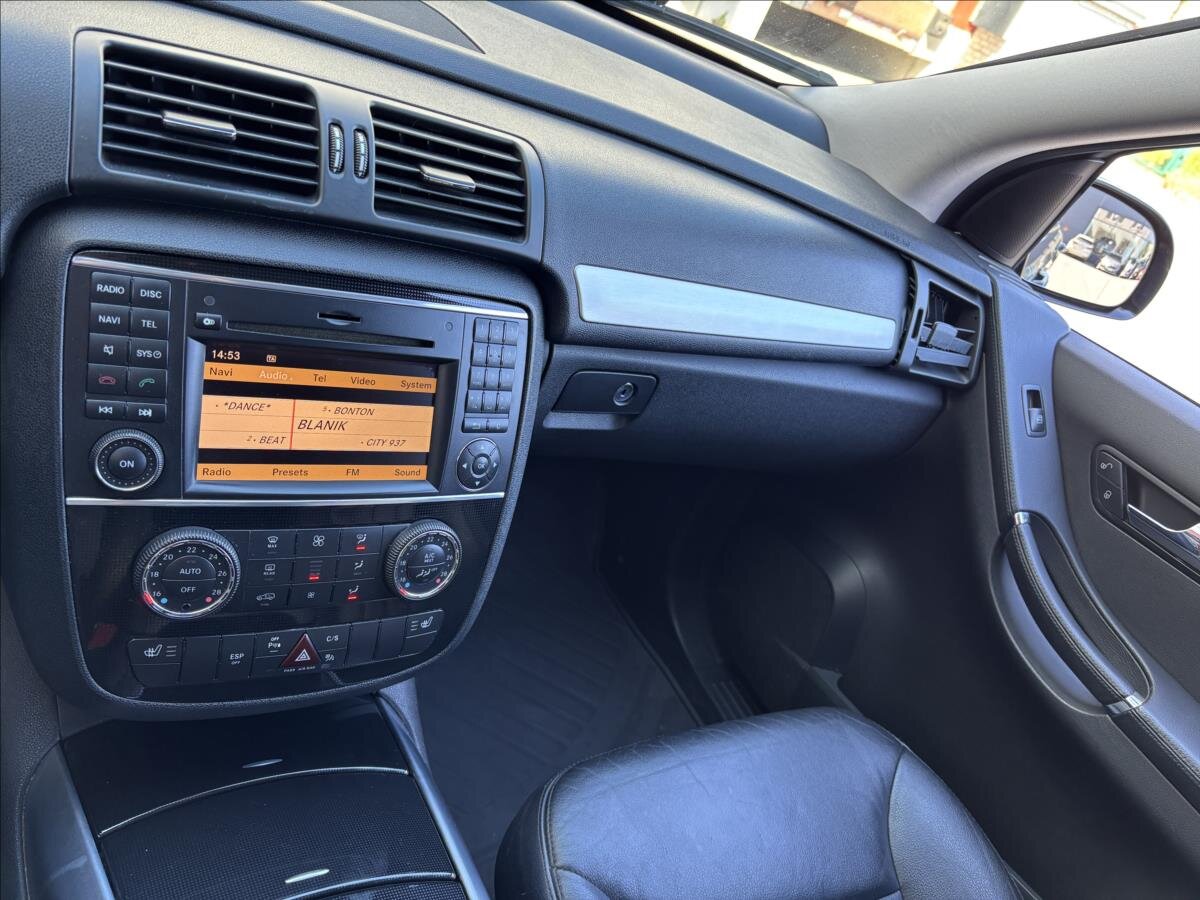 Mercedes-Benz Třídy R Kombi 3,0 l 165 kw