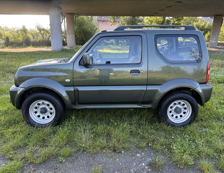 Suzuki Jimny 8