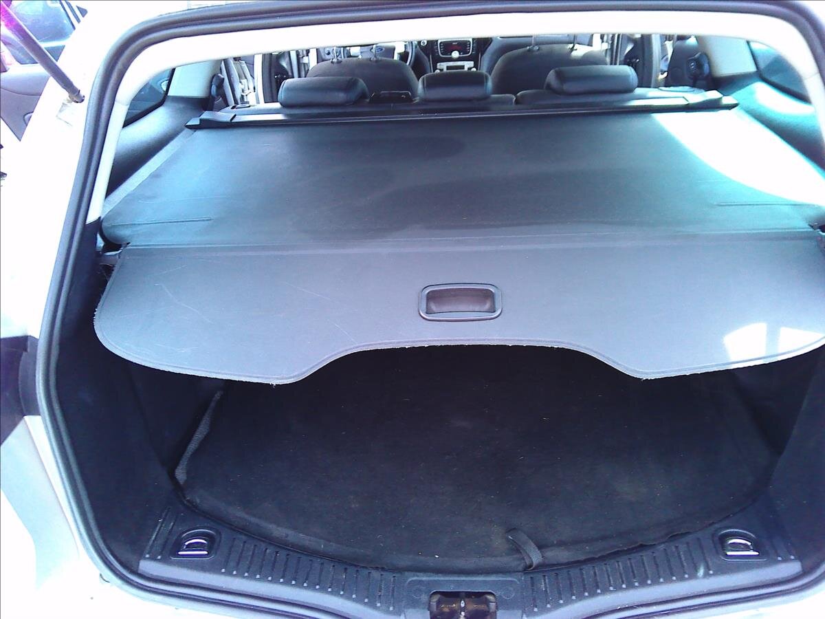 Ford Mondeo Kombi 2,0 l 103 kw