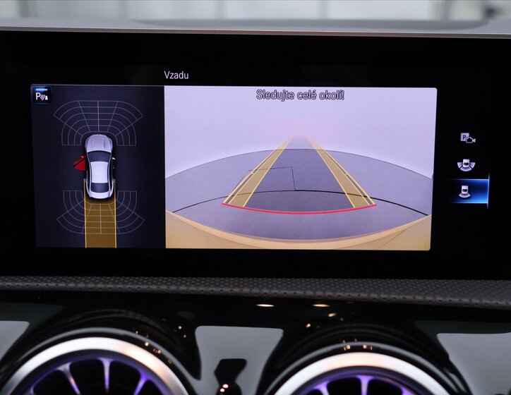 Mercedes-Benz CLA Sedan / Limuzína 2,0 l 140 kw