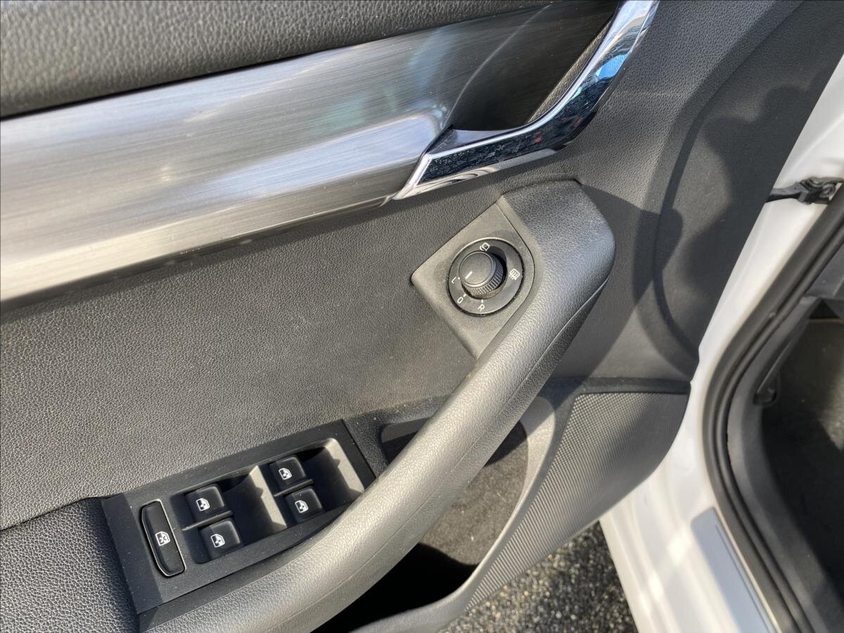 Škoda Octavia Liftback 1,6 l 85 kw