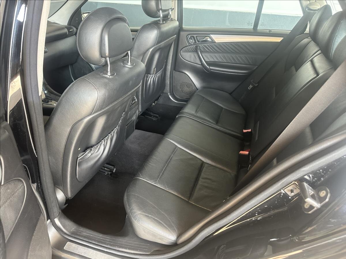 Mercedes-Benz Třídy C Kombi 2,1 l 110 kw