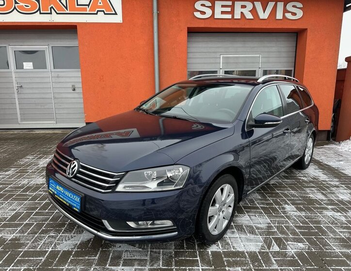 Volkswagen Passat Kombi 1,6 l 77 kw