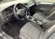 Volkswagen Golf 11