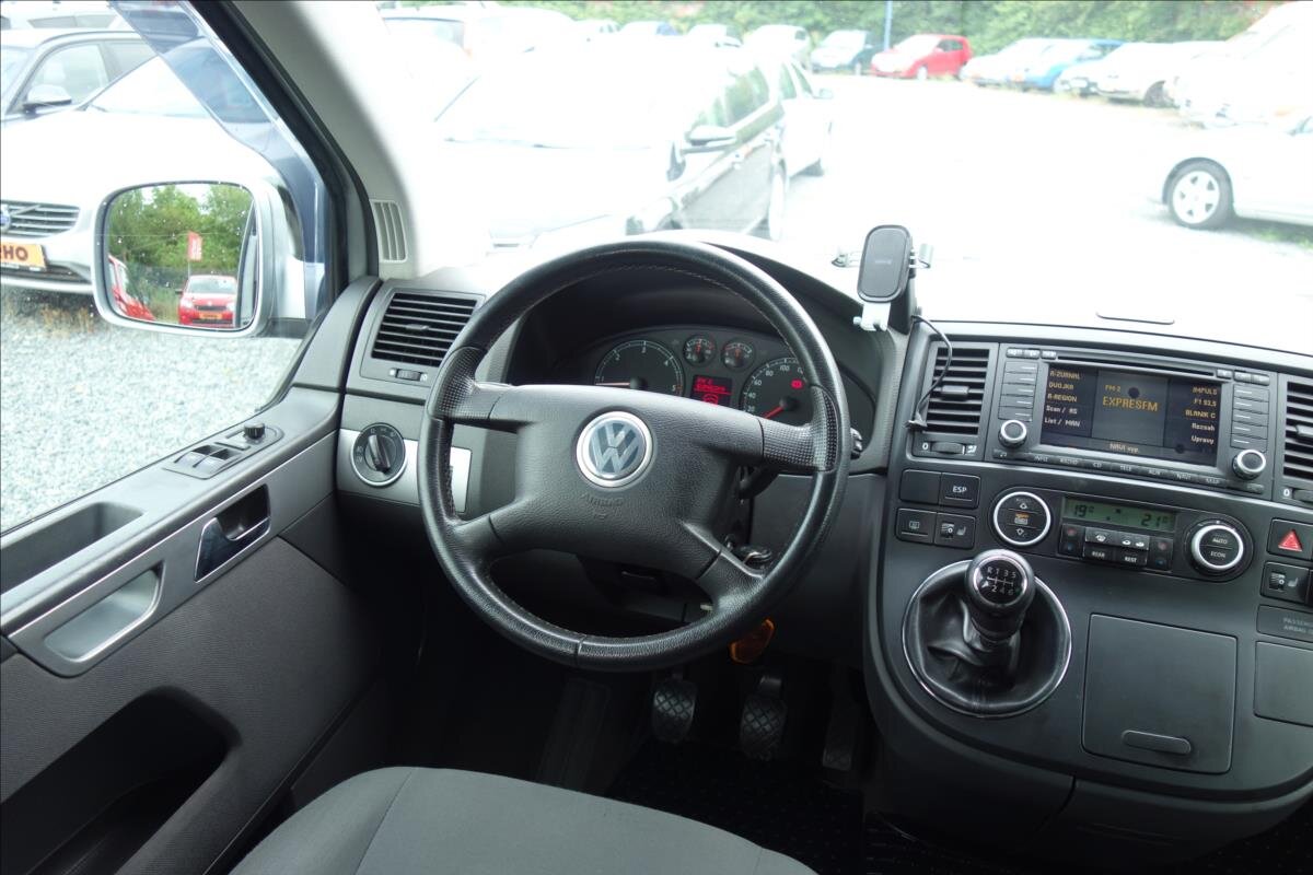 Volkswagen Multivan Kombi 2,5 l 128 kw
