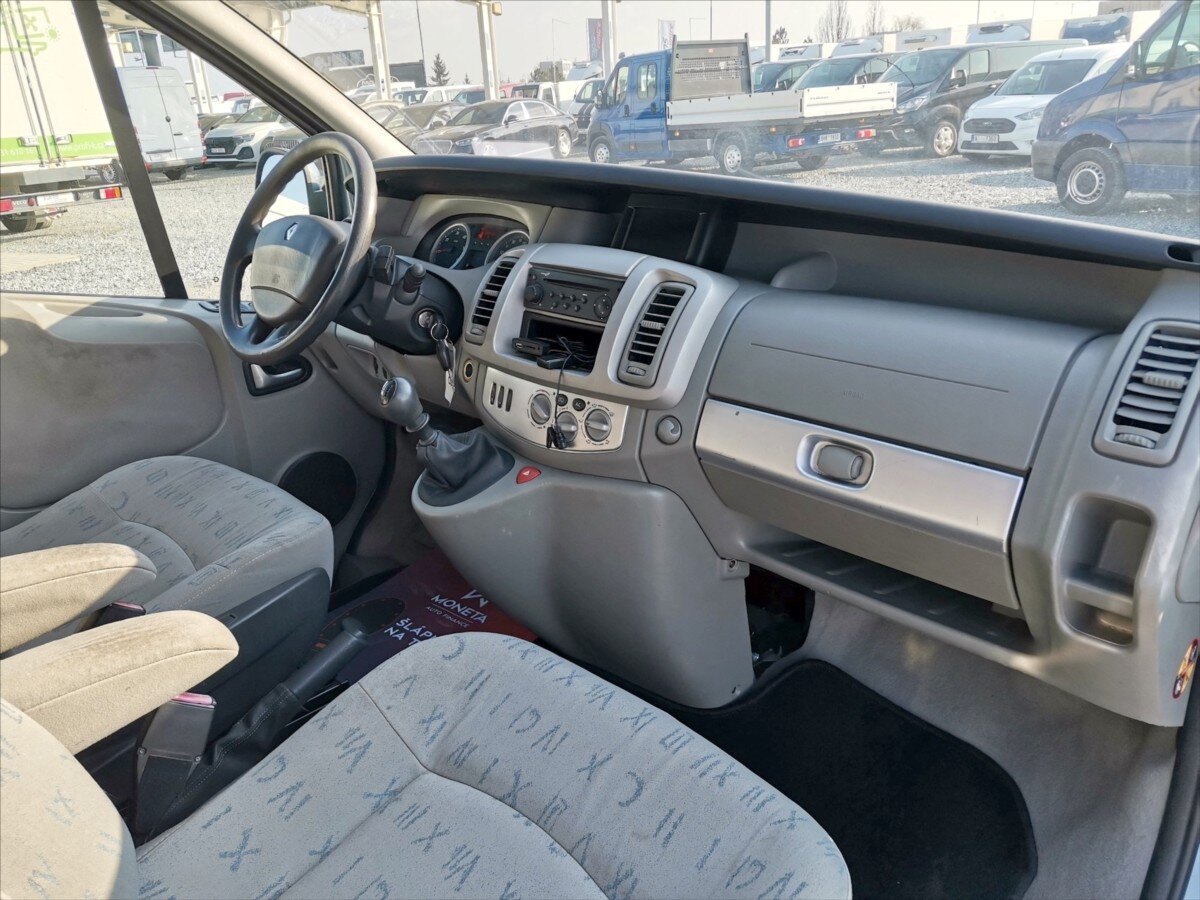 Renault Trafic VAN / Minibus 2,5 l 107 kw