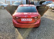 Mazda 3 Sedan / Limuzína 2,0 l 88 kw