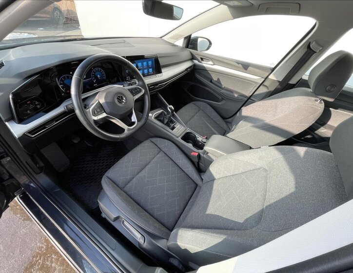 Volkswagen Golf Kombi 999,0 81 kw