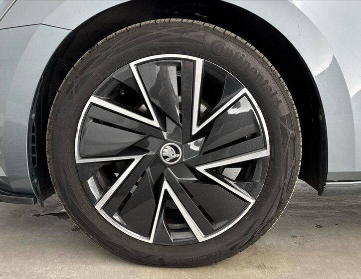 Škoda Superb Liftback 2,0 l 140 kw