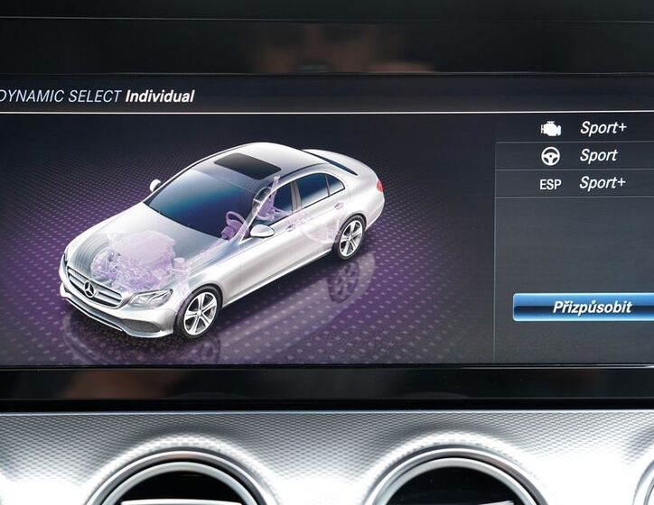 Mercedes-Benz Třídy E 37