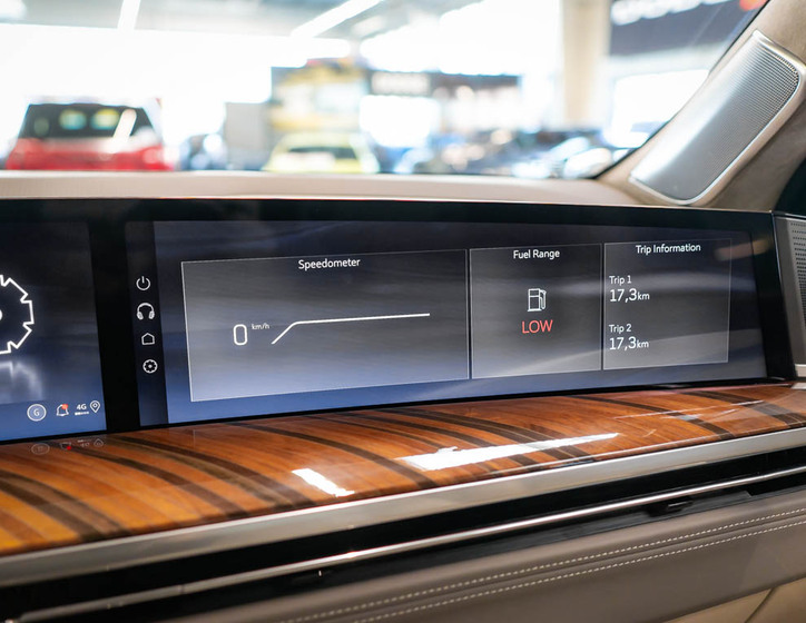 Cadillac Escalade 38