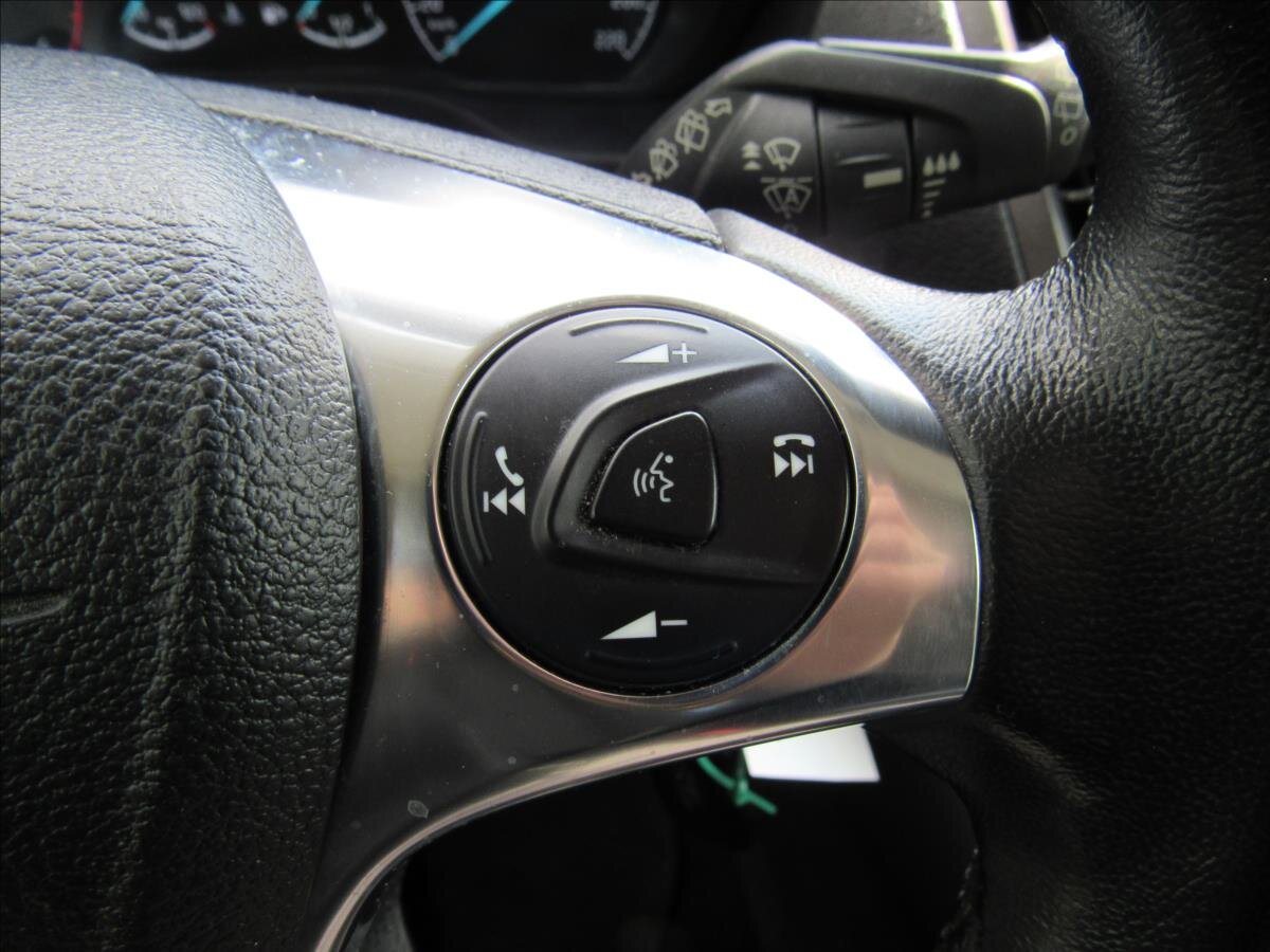 Ford Tourneo Connect Kombi 1,5 l 88 kw