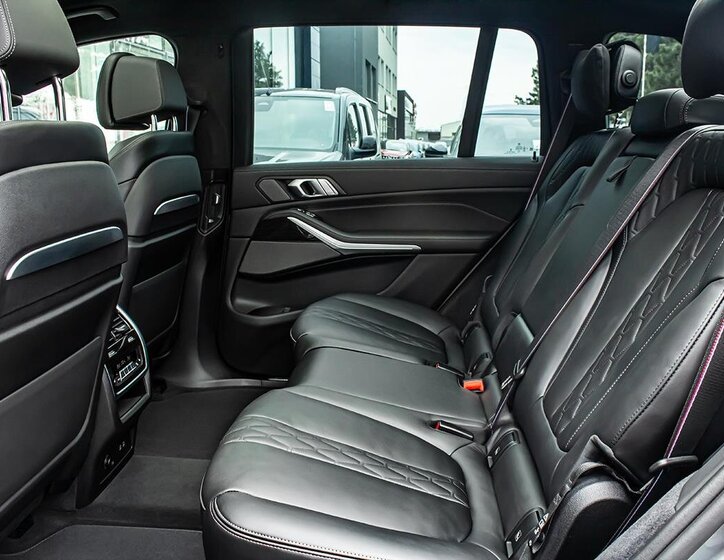 BMW X7 SUV / Terénní 3,0 l 250 kw