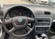 Škoda Octavia 12