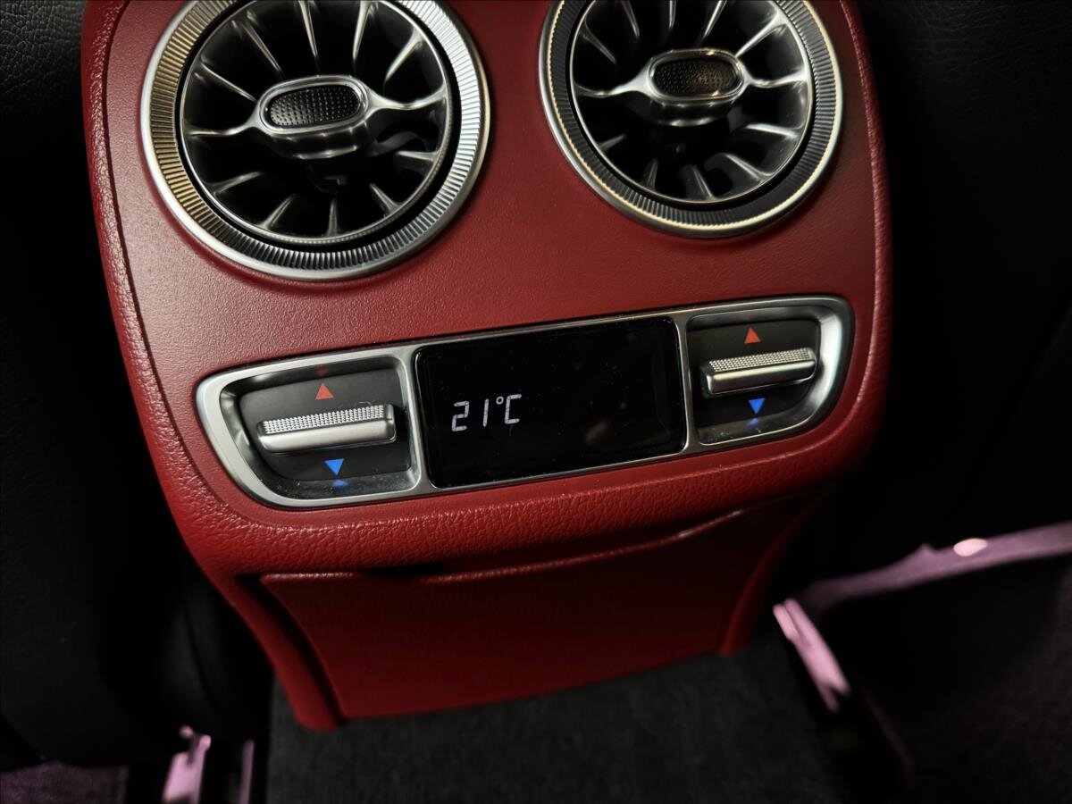 Mercedes-Benz CLS Sedan / Limuzína 3,0 l 320 kw