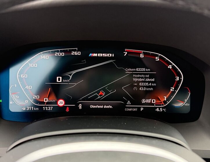 BMW Řada 8 Kupé 4,4 l 390 kw