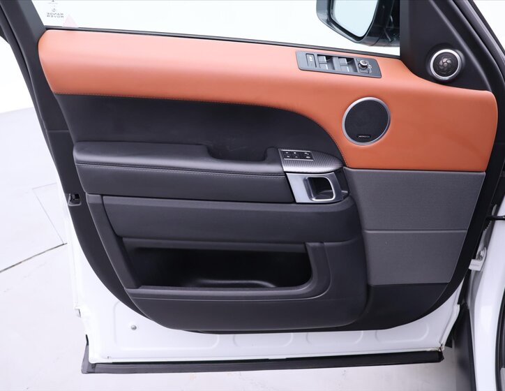 Land Rover Range Rover 12