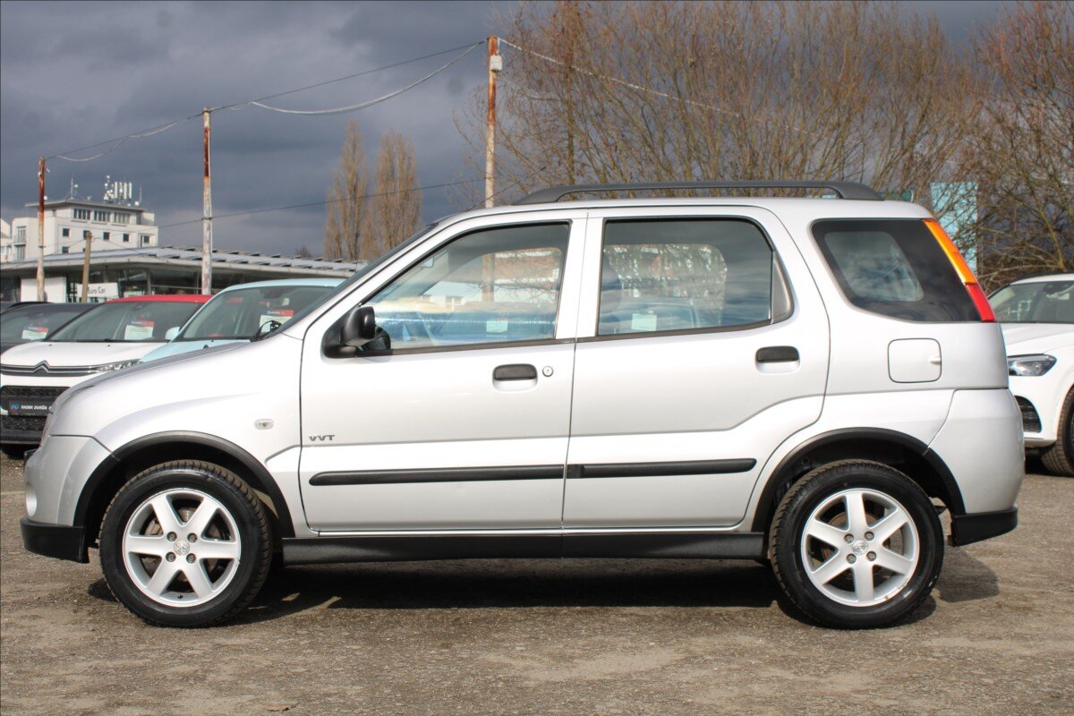 Suzuki Ignis Hatchback 1,5 l 73 kw