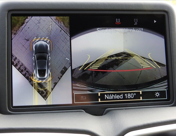 Aston Martin Vantage Kupé 4,0 l 375 kw