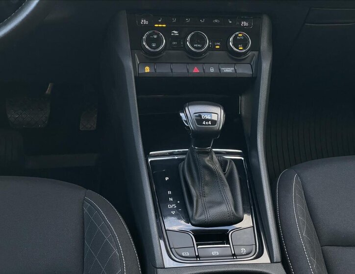 Škoda Karoq SUV 2,0 l 110 kw