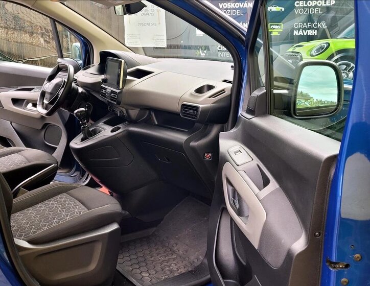 Peugeot Rifter MPV 1,5 l 96 kw