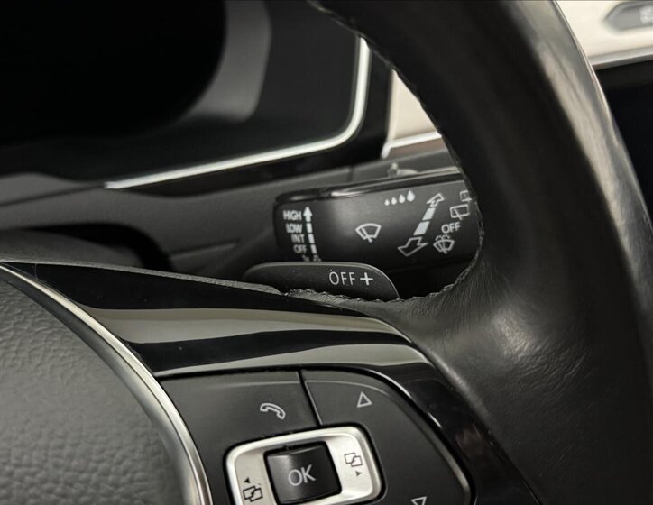 Volkswagen Passat 12